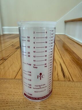The Pampered Chef Clear Measuring Cup